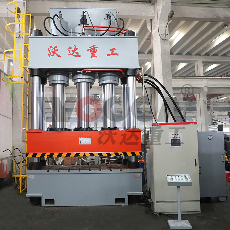 1500吨液压机 1500吨液压机