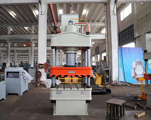 四柱液压机 四柱液压机