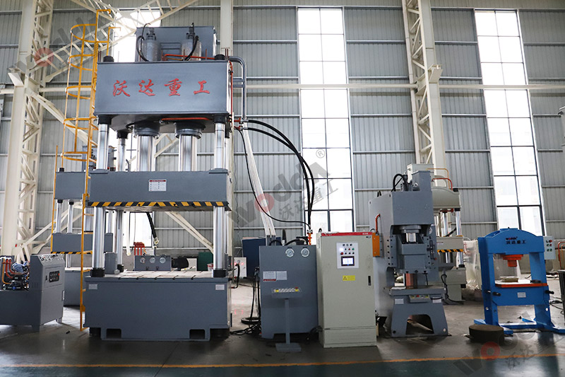 500吨四柱液压机 500吨四柱液压机