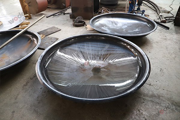 封头拉伸液压机_3000吨四柱液压机_液压机厂家 封头拉伸液压机_3000吨四柱液压机_液压机厂家