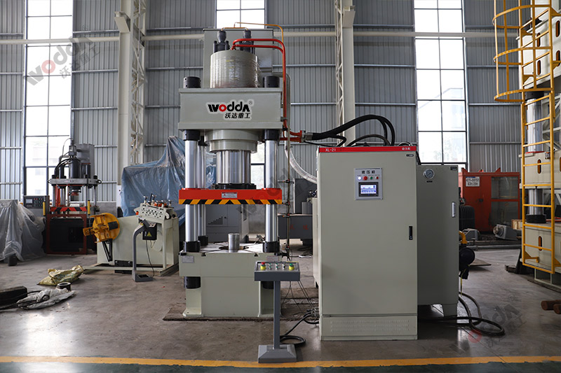 500吨伺服液压机 500吨伺服液压机