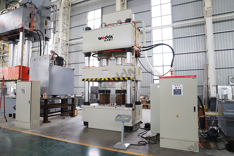 315吨模压塑料托盘液压机 315吨模压塑料托盘液压机