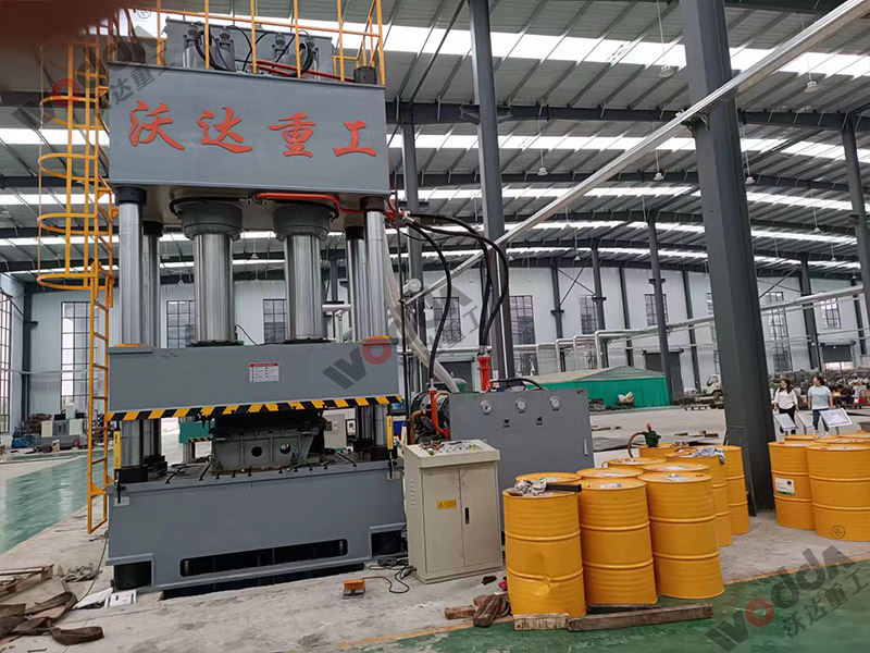 800吨汽车配件液压机 800吨汽车配件液压机