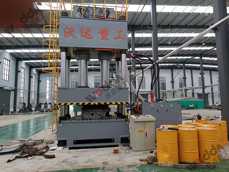 800吨汽车配件液压机 800吨汽车配件液压机