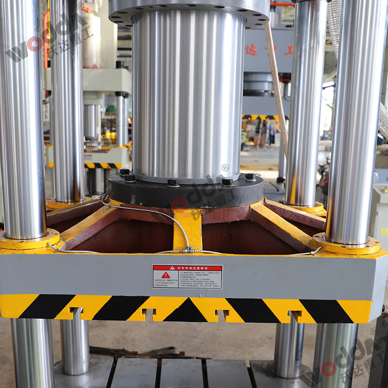 315吨液压机油缸 315吨液压机油缸