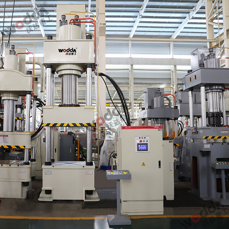 400吨四柱液压机 400吨四柱液压机