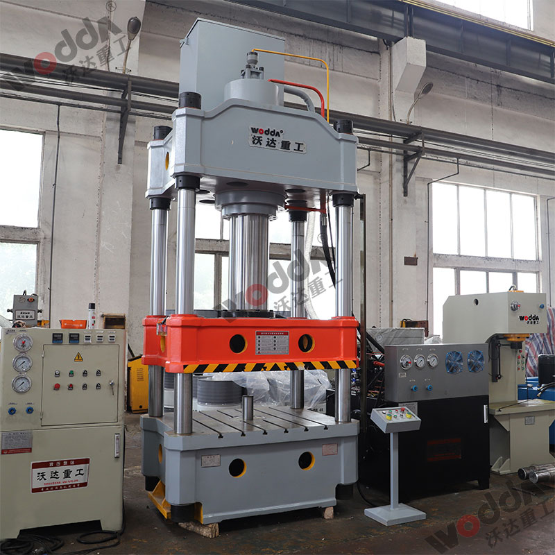 315吨国标液压机 315吨国标液压机