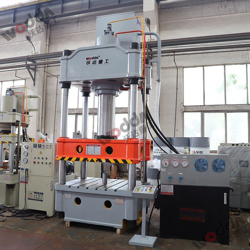 315吨国标液压机 315吨国标液压机