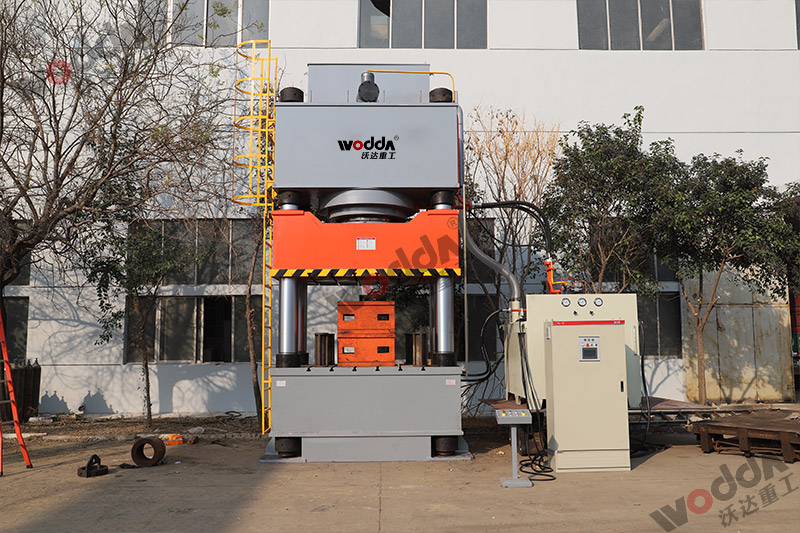 2000吨液压机厂家怎么选择? 2000吨液压机厂家怎么选择?