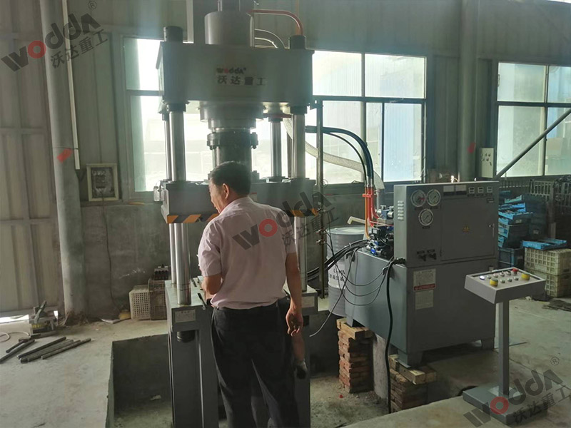 200吨不锈钢离心风机成型液压机 200吨不锈钢离心风机成型液压机