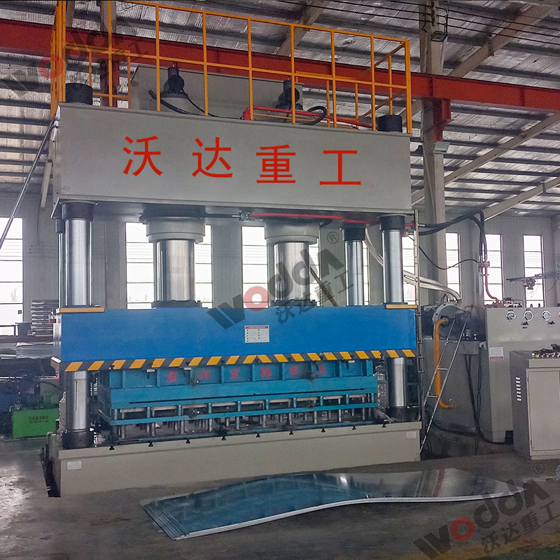 1000吨四柱液压机 1000吨四柱液压机