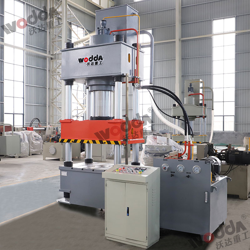 400吨三梁四柱液压机 400吨三梁四柱液压机