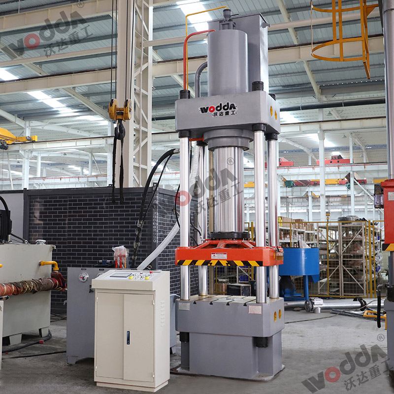 四柱液压机 四柱液压机