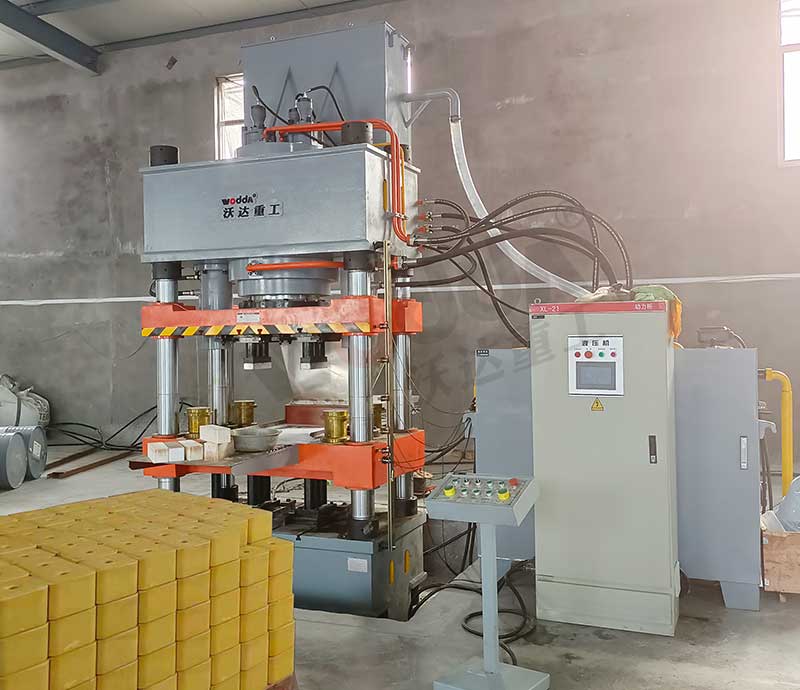 牛羊舔砖液压机 牛羊舔砖液压机