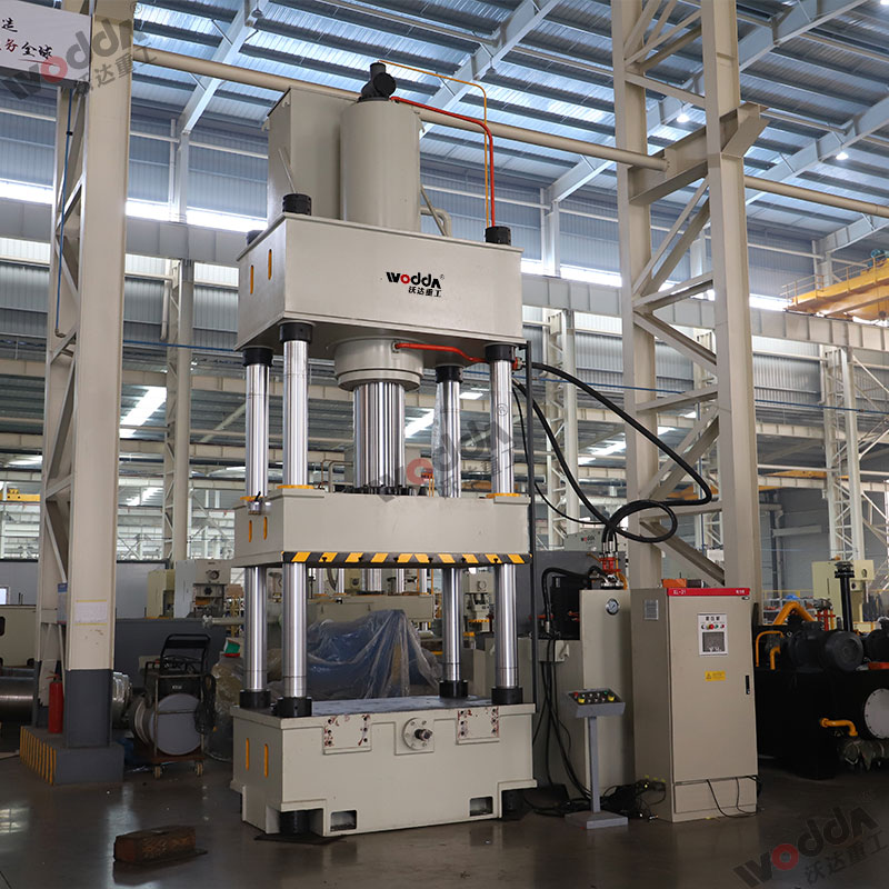 500吨三梁四柱液压机 500吨三梁四柱液压机