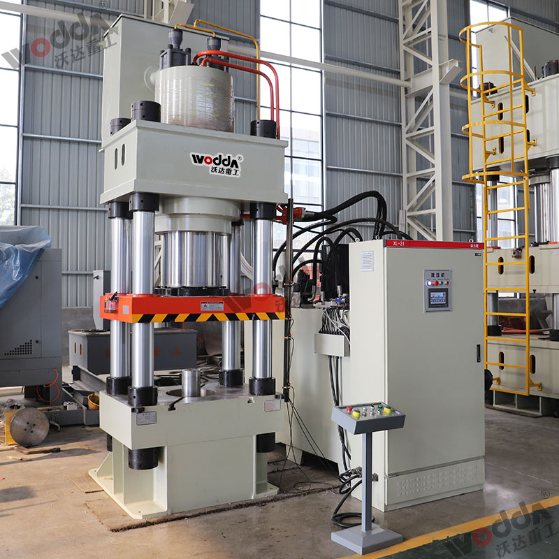 500吨热模锻液压机 500吨热模锻液压机