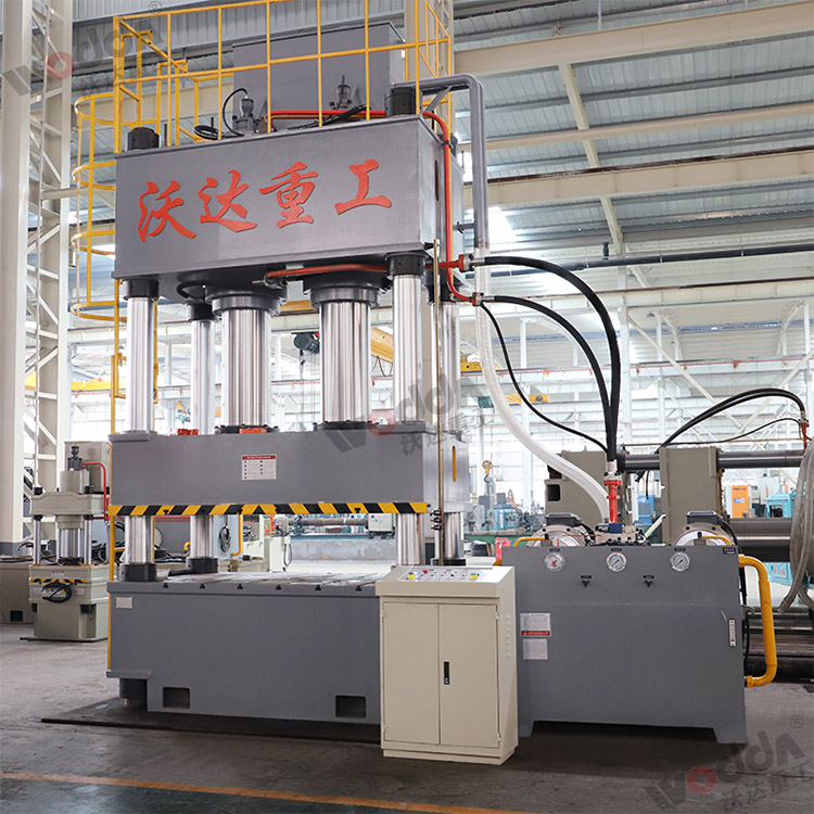 800吨三梁四柱液压机 800吨三梁四柱液压机