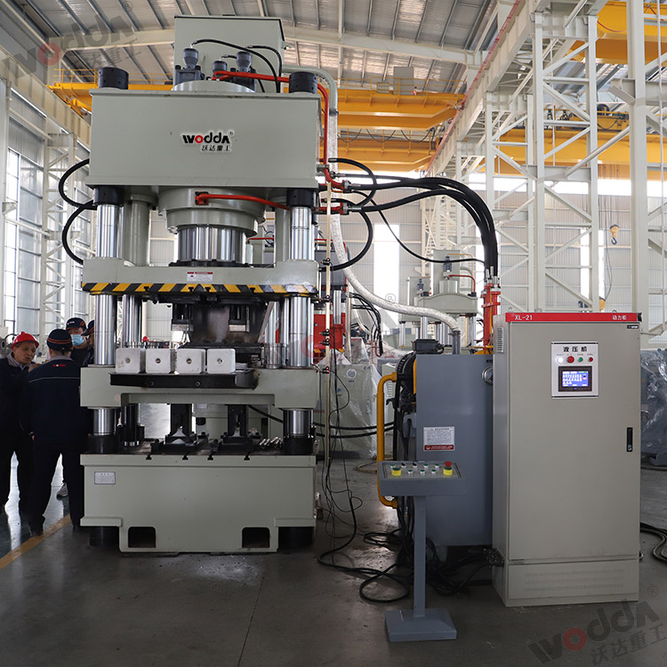 630吨盐砖机 630吨盐砖机