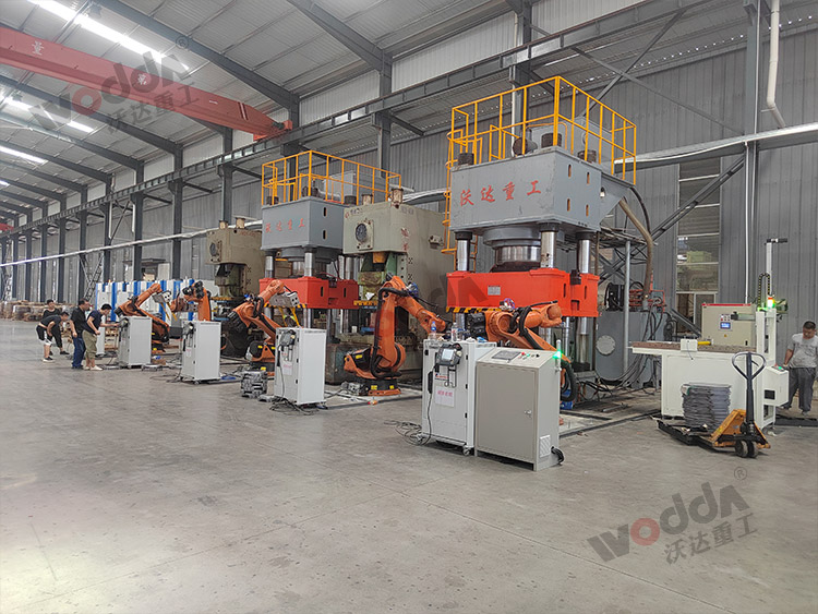 2000吨汽车离合器外壳拉伸液压机加工现场 2000吨汽车离合器外壳拉伸液压机加工现场