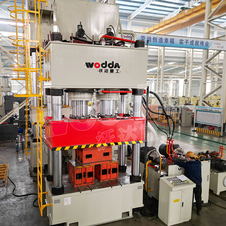 1000吨双缸四柱液压机(图1) 1000吨双缸四柱液压机(图1)