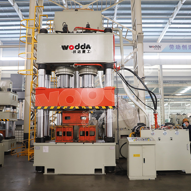 1000吨双缸四柱液压机(图2) 1000吨双缸四柱液压机(图2)