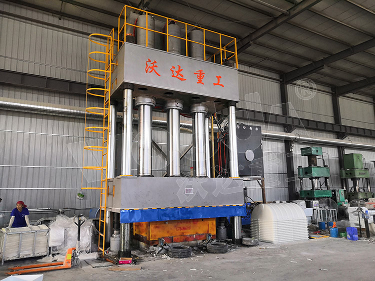 2000吨玻璃钢化粪池成型液压机 2000吨玻璃钢化粪池成型液压机