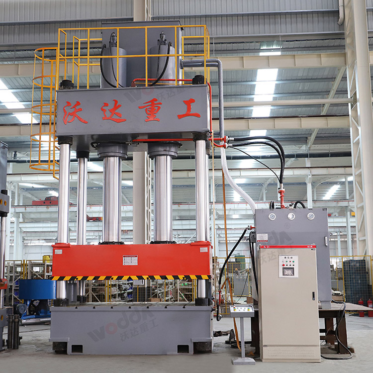 800吨U型复合树脂排水沟成型液压机车间实拍图 800吨U型复合树脂排水沟成型液压机车间实拍图