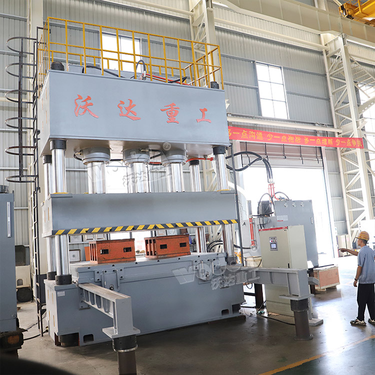 1200吨油压机带移动工作台 1200吨油压机带移动工作台