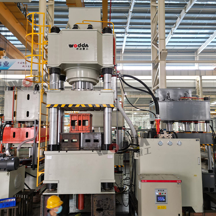 1000吨陶瓷粉末成型液压机(三梁四柱式) 1000吨陶瓷粉末成型液压机(三梁四柱式)