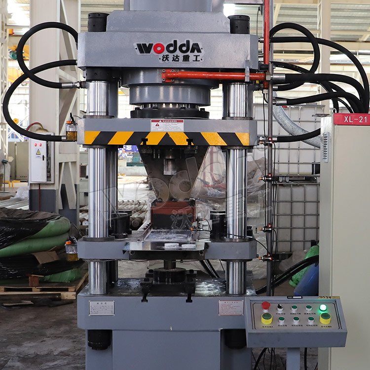 四梁四柱粉末成型液压机 四梁四柱粉末成型液压机