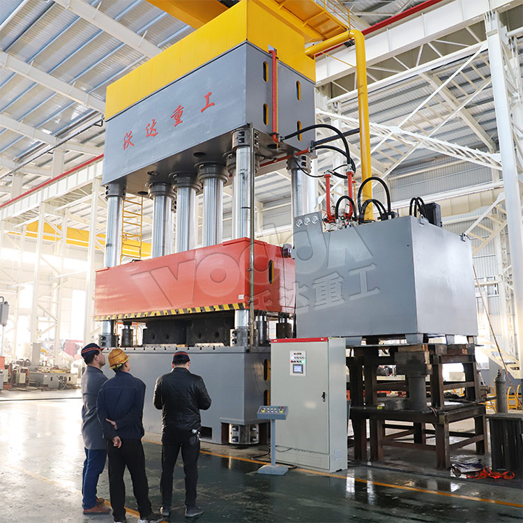 客户试机2000吨玻璃钢冷却塔风筒模压液压机 客户试机2000吨玻璃钢冷却塔风筒模压液压机