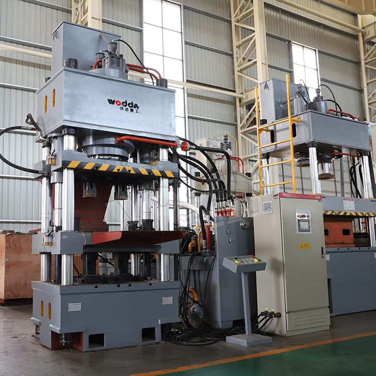 400吨盐砖压块机 400吨盐砖压块机