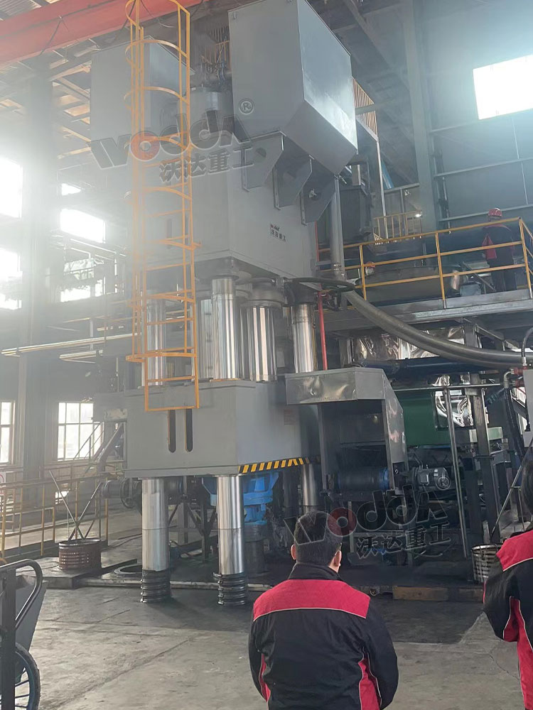 双工位2000吨石墨坩埚液压机 双工位2000吨石墨坩埚液压机