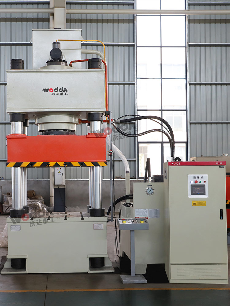 500吨伺服四柱液压机 500吨伺服四柱液压机