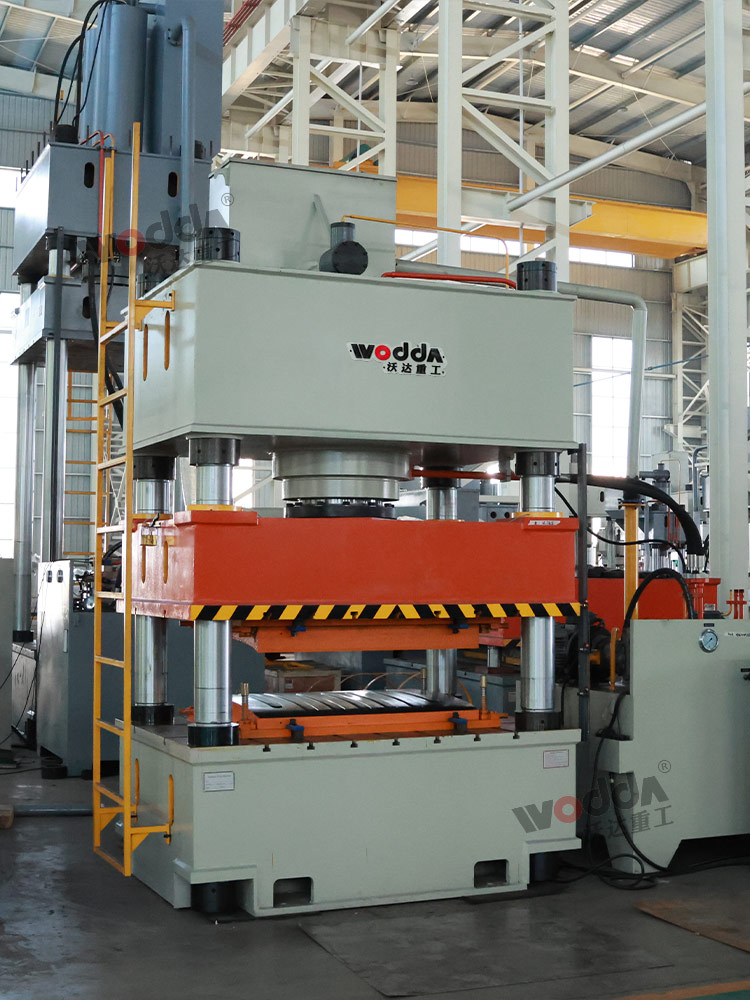 500吨四柱液压机 500吨四柱液压机