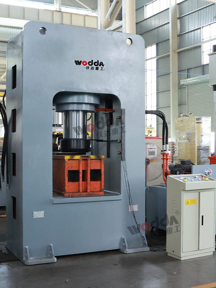 500吨龙门框架式液压机 500吨龙门框架式液压机