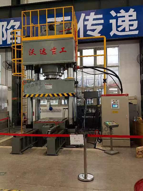 1000吨复合材料成型液压机现场试机 1000吨复合材料成型液压机现场试机