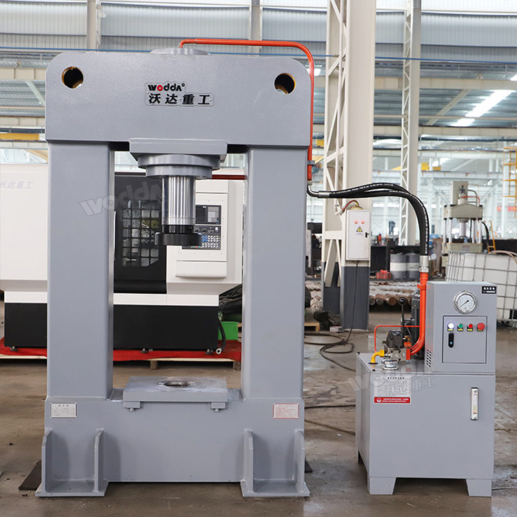 200吨龙门液压机 200吨龙门液压机