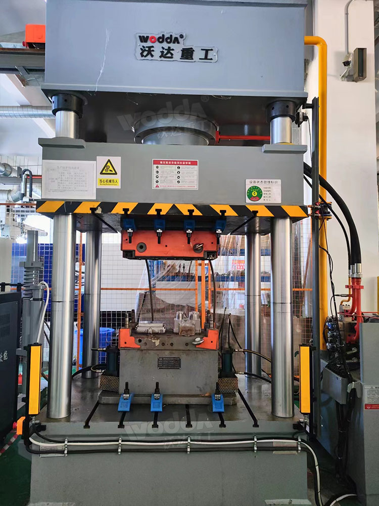 315吨四柱液压机热压铁路配件 315吨四柱液压机热压铁路配件