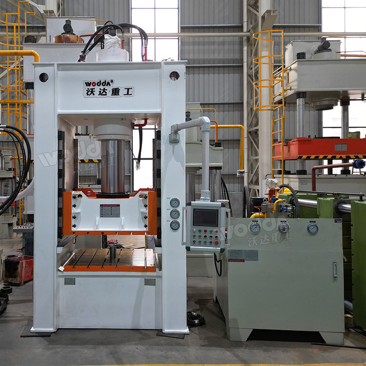 315吨框架式液压机 315吨框架式液压机