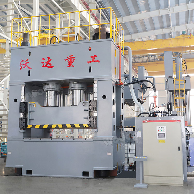 2000吨框架式液压机 2000吨框架式液压机