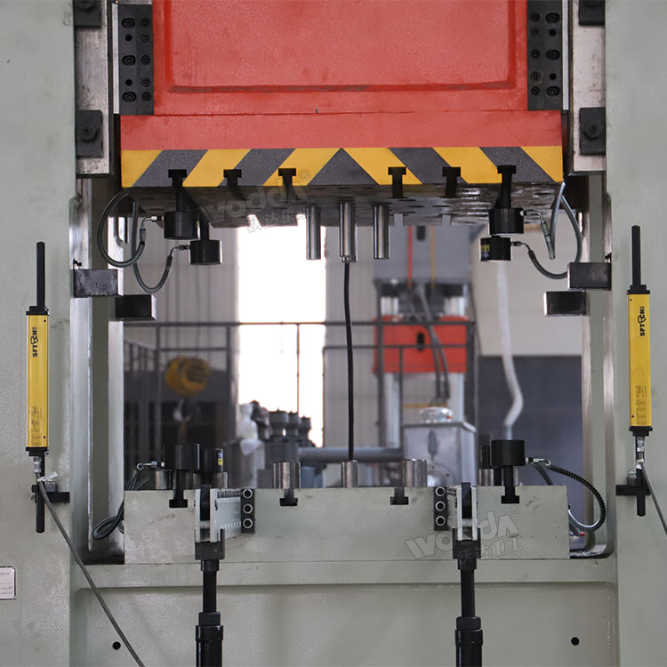 多顶杆与打料杆 多顶杆与打料杆