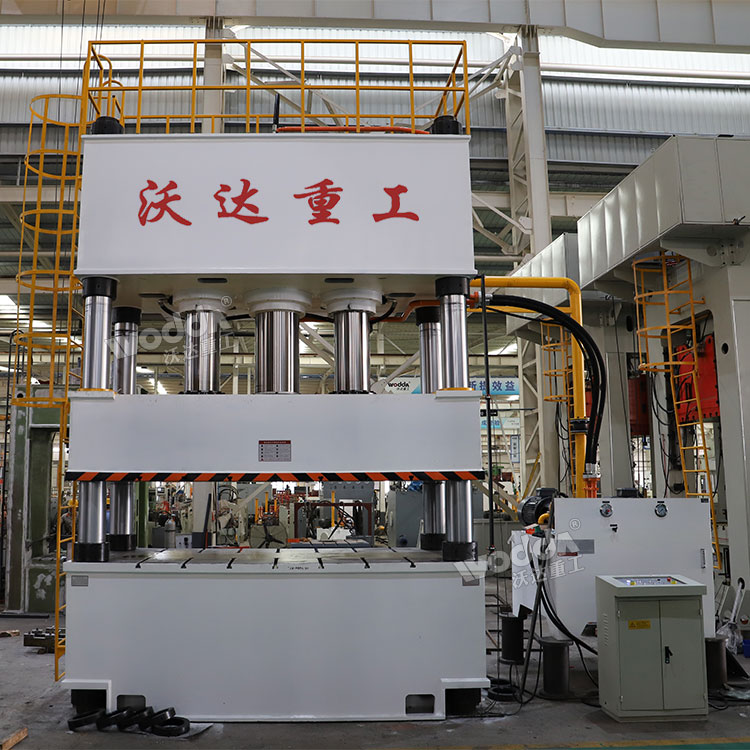 1000吨三梁四柱液压机 1000吨三梁四柱液压机