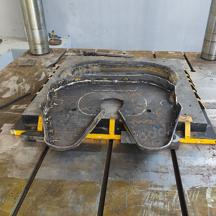 牵引座座板 牵引座座板