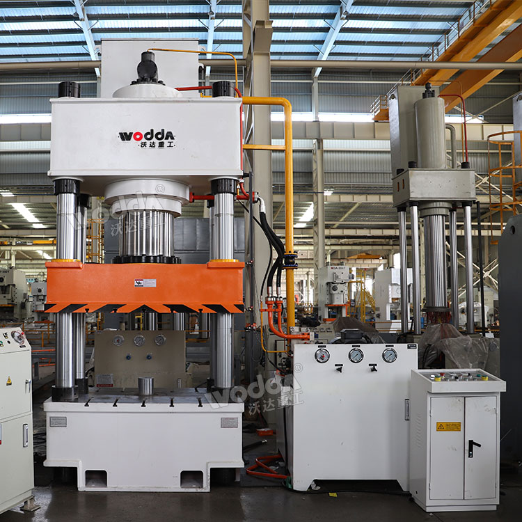 630吨三梁四柱液压机带下顶缸 630吨三梁四柱液压机带下顶缸