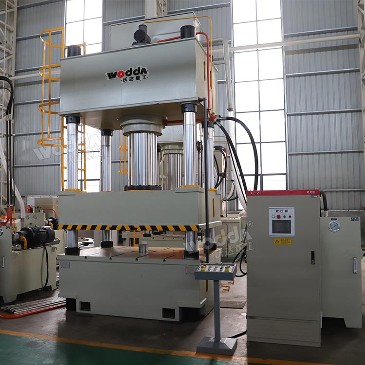 500吨三梁四柱液压机 500吨三梁四柱液压机