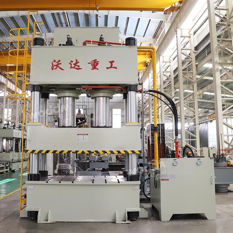 三梁四柱液压机 三梁四柱液压机