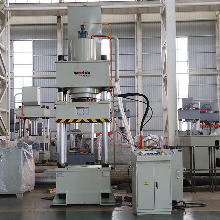 400吨三梁四柱液压机 400吨三梁四柱液压机