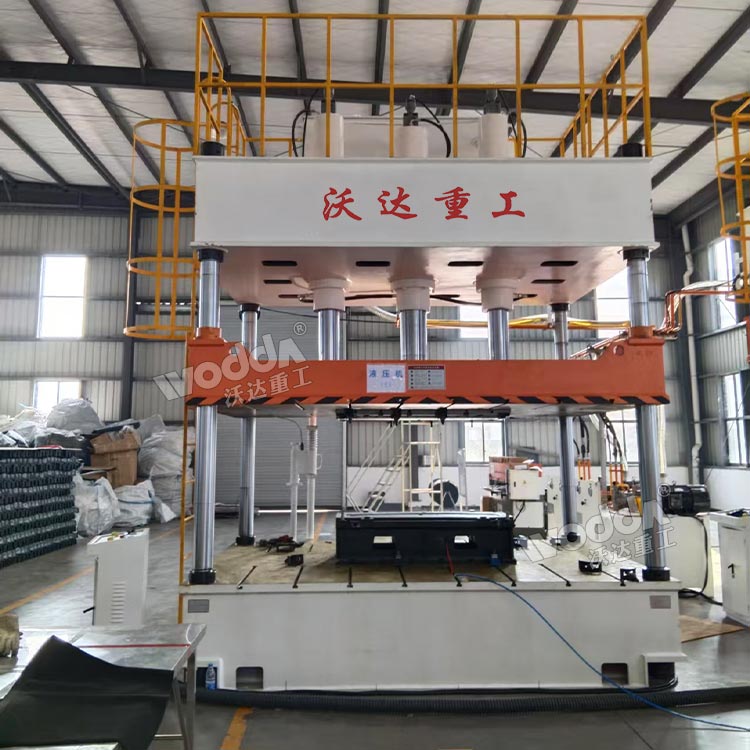 大台面315吨三梁四柱液压机 大台面315吨三梁四柱液压机