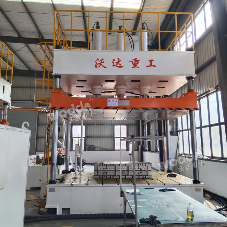 315吨汽车内饰件成型液压机 315吨汽车内饰件成型液压机